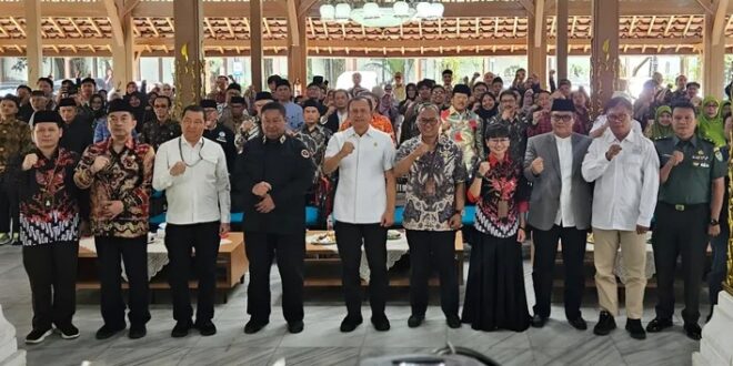 Rembug Merah Putih: Pemuda Bandung Diajak Jadi Garda Terdepan Lawan Ekstremisme