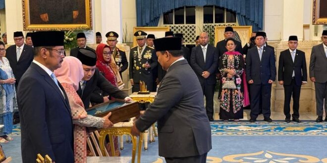Presiden Prabowo Anugerahkan Gelar Pahlawan Nasional untuk 10 Tokoh Bangsa, Termasuk Pak Harto dan Gus Dur